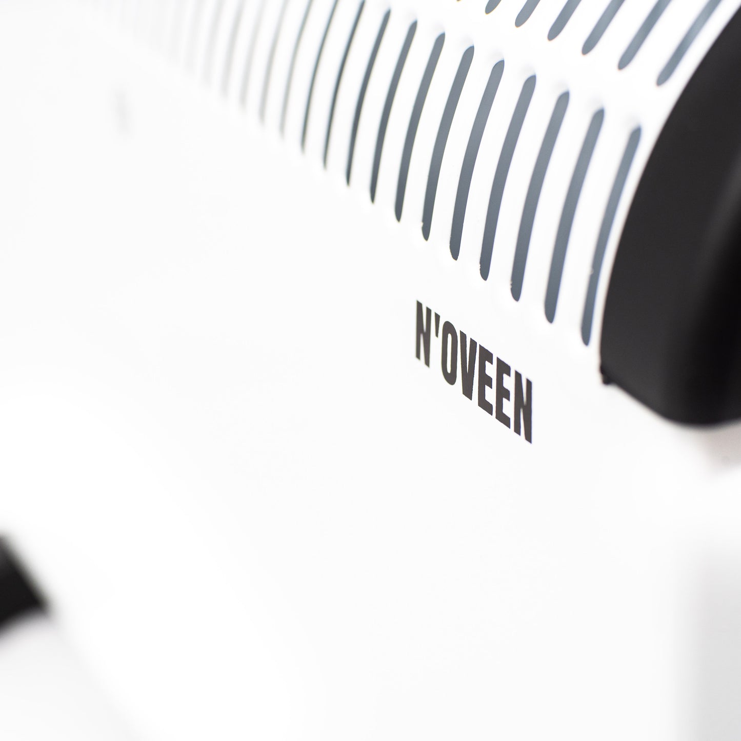 2000W premium convector - electric heating Electric convector with 2000 watt rotary control