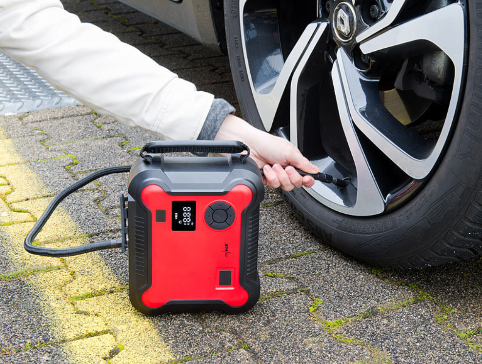 4 in 1: jump starter, power bank, compressor, light - emergency power - USB, 16 Ah, 1200A, 150 psi - power source - vehicle emergency provision - emergency light - power station - light source/lamp - electricity - car/car provision